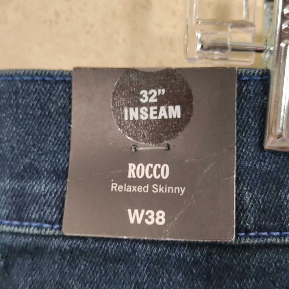 7148 True Religion men's Rocco Relaxed Skinny jeans 38 NWT
